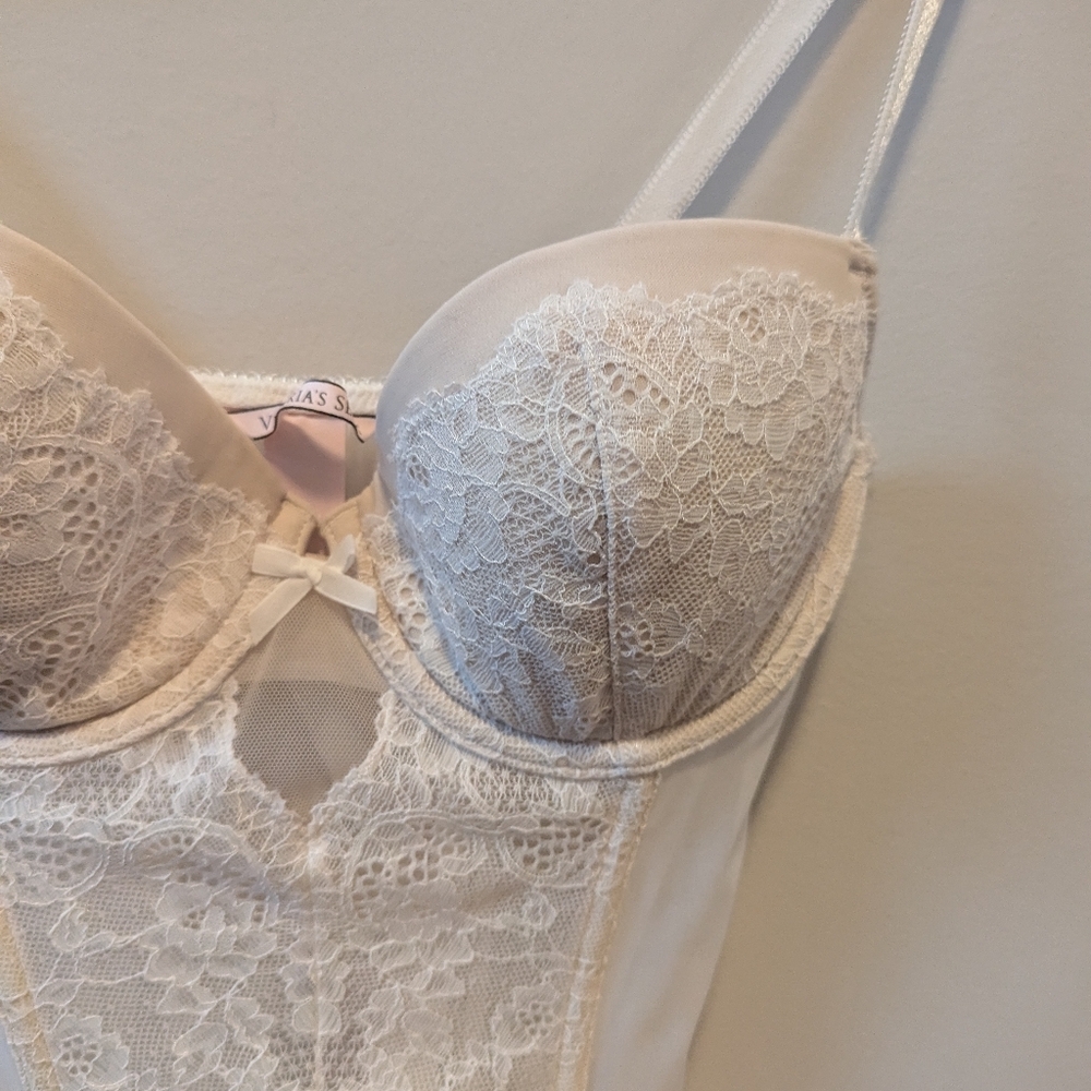 Victoria's Secret Sheer Ivory Lace Corset Bustier Bridal Coquette - Picture 4 of 13
